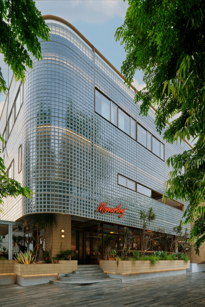 Cafe Monolog |  WOFF Studio